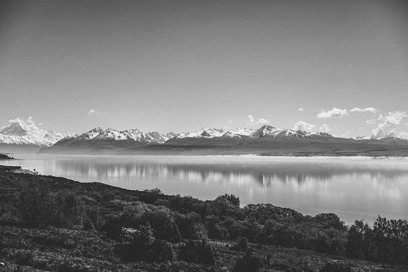 Mt Cook&#039;s Exalted Splendour by Ken Tempelers