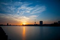 Sonnenuntergang an der Maas