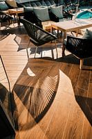 „Schattenkunst & Sonnenbad“ – Für alle, die Urlaub machen wollen, ohne aufzustehen