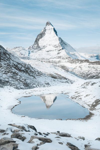 Das majestätische Matterhorn im Winterlicht von Patrick van Os