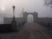 Amerongen Castle driveway in the mist