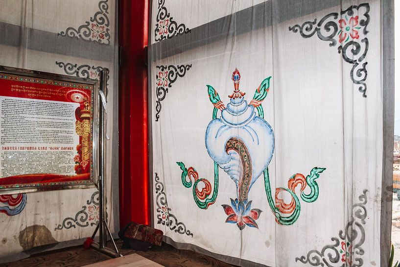 Tibetisches Glückssymbol: die Muschelschale von Your Travel Reporter