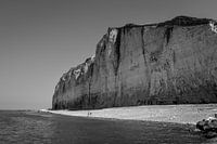 Beautiful chalk cliffs in black and white