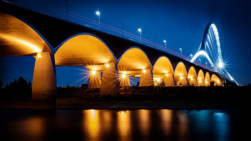 'Oversteek', Nimègue par Eddy Westdijk