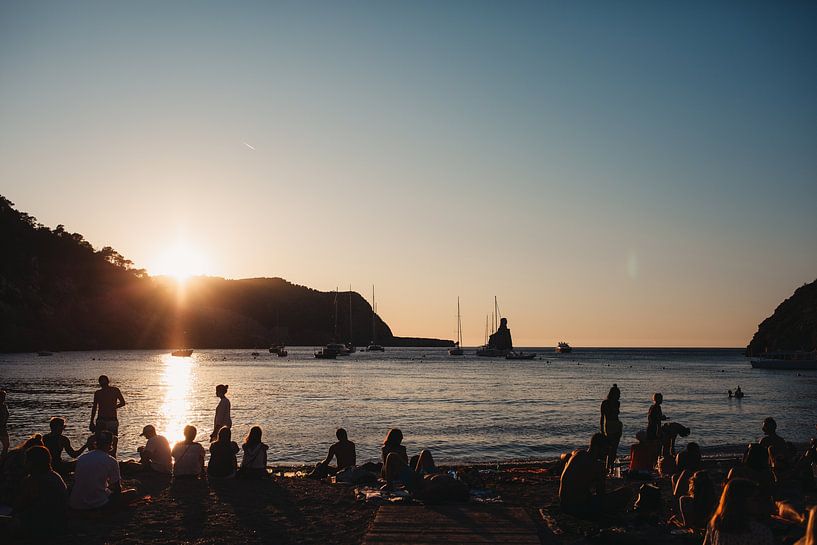 Romantic sunset on a beach in Ibiza | Nature | Landscape Photography by eighty8things