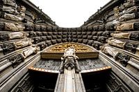 Eingang zum Kölner Dom