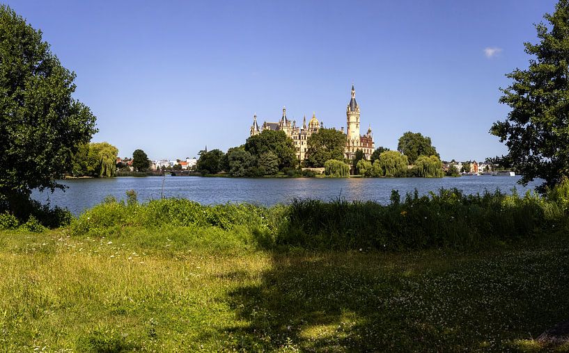 Schwerin Castle by Frank Herrmann