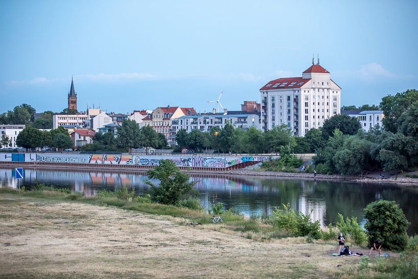 Magdebourg - Vue du parc municipal sur l'Elbe en direction de Buckau par t.ART