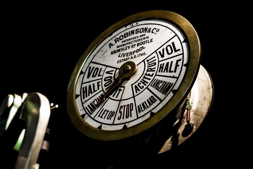 Schiffstelegraf in einem Maschinenraum. von Zaankanteropavontuur