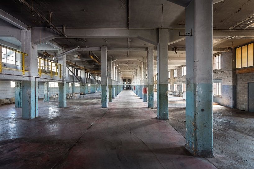 Abandoned Factory Hall. by Roman Robroek - Photos of Abandoned Buildings