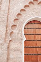 Detail van deur van Koutoubia Moskee Marrakech