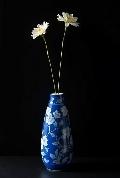 Two daisies in royal blue vase by Kleurenrijk