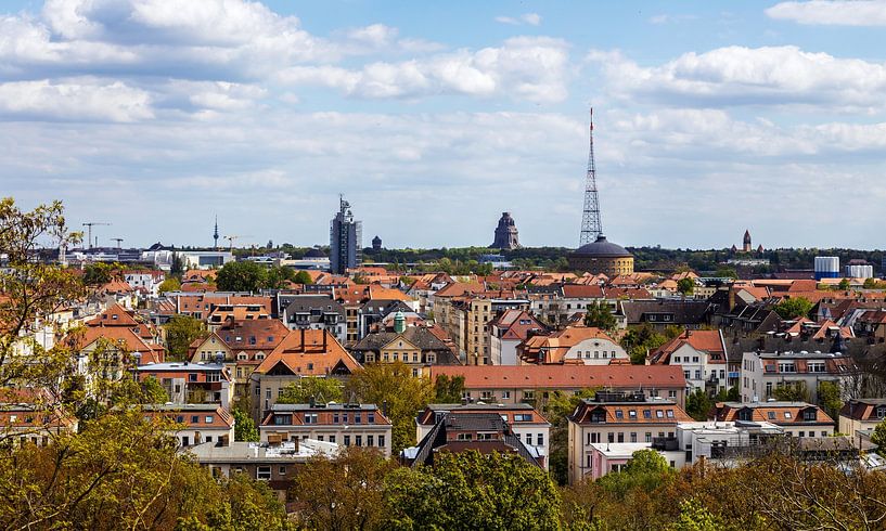 Leipzig - Panorama Skyline: View over the Connewitz district to the Monument to the Battle of the Nations by Frank Herrmann