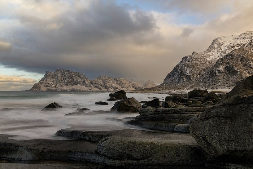 Strand von Uttakleiv auf den Lofoten von Danielle Kramer