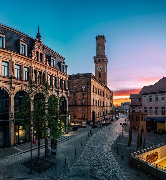 Fürther Rathaus am Morgen von Faszination Fürth