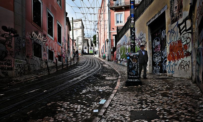 Seilbahn Elevador da Glória Lissabon von Eric Sweijen