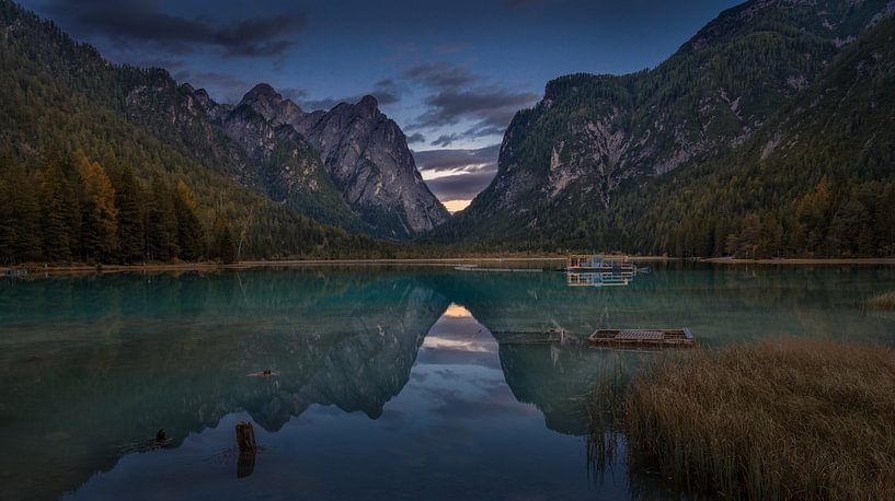 Italien - Dolomiten - Toblacher See von Toon van den Einde