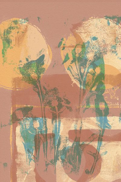 Fleurs en vert sur terre cuite rose et jaune. Art botanique abstrait. par Dina Dankers