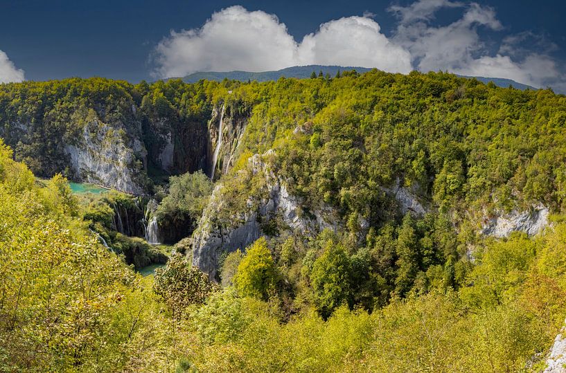 Plitvice Lakes National Park, Croatia. Panoramic photo by Gert Hilbink