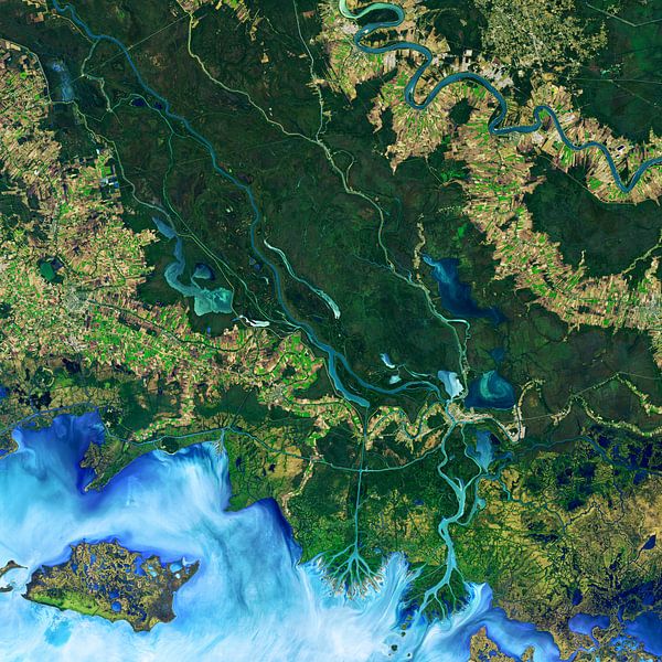 Mississippi from space by Moondancer .