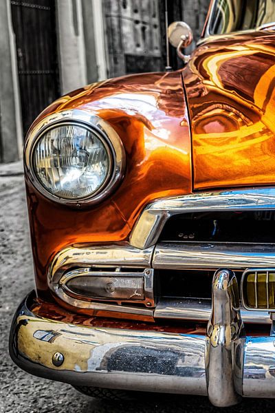 Oldtimer in goud van Dieter Walther