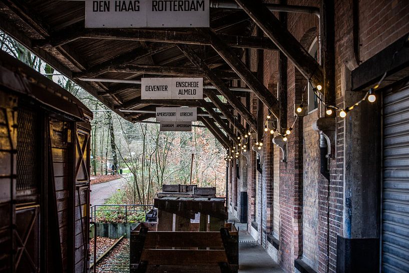 Old train station by denk web