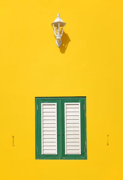 Luke in der Wand (geschlossen) von Wim van Berlo