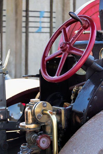 Différentes parties d'une machine à vapeur en gros plan. 3 par Christophe Fruyt