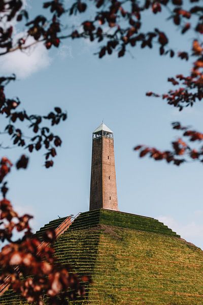 Pyramid of Austerlitz in the forests of the Utrechtse Heuvelrug | Netherlands by Expeditie Aardbol