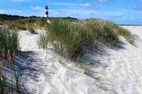 Vuurtoren in de elleboog met duin