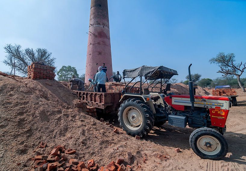 Barwa: Steenfabriek by Maarten Verhees