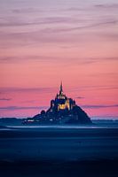 Der Mont Saint-Michel bei Sonnenuntergang