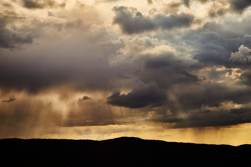 Dunkler Himmel von Graham Forrester