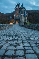Schloss Eltz nach Sonnenuntergang