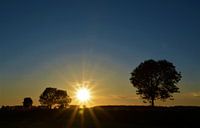zonsondergang boven de polder