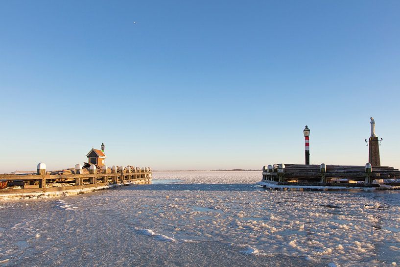 Harbour entrance Volendam by Johan Zwarthoed