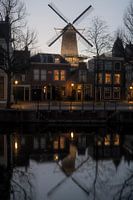 Paysage de la ville de Schiedam avec un moulin à vent