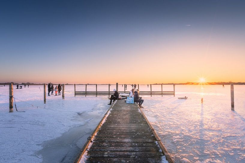 Skating on the Veluwemeer during sunset | Winter | Holland by Marijn Alons
