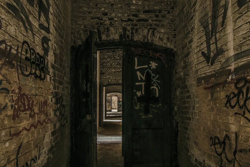 Türen führen zu... von Ans Bastiaanssen