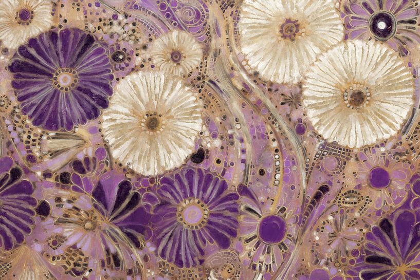 Lila und weiße Blumen von Whale & Sons