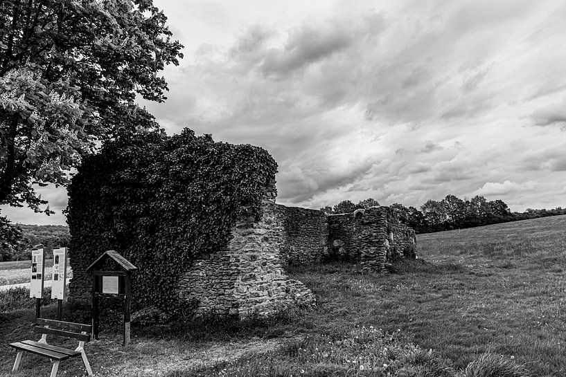Church ruins by W.Schriebl PixelArts