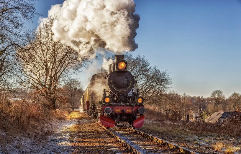 Millennial line in Christmas spirit by John Kreukniet