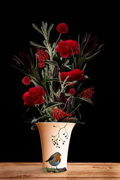 Fleurs rouges dans un vase par Klaartje Majoor