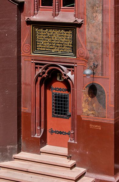 Tür des Basler Rathauses in der Schweiz von Joost Adriaanse