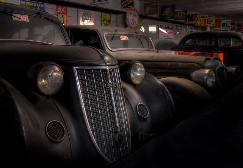 Aged Beauty by Roman Robroek - Photos of Abandoned Buildings