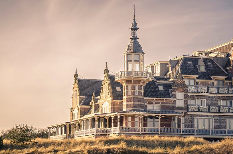 The restaurant Badpaviljoen, Domburg by Sven Wildschut