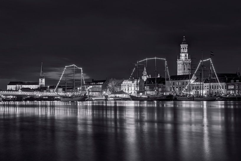 City front Kampen en noir et blanc par Fotografie Ronald