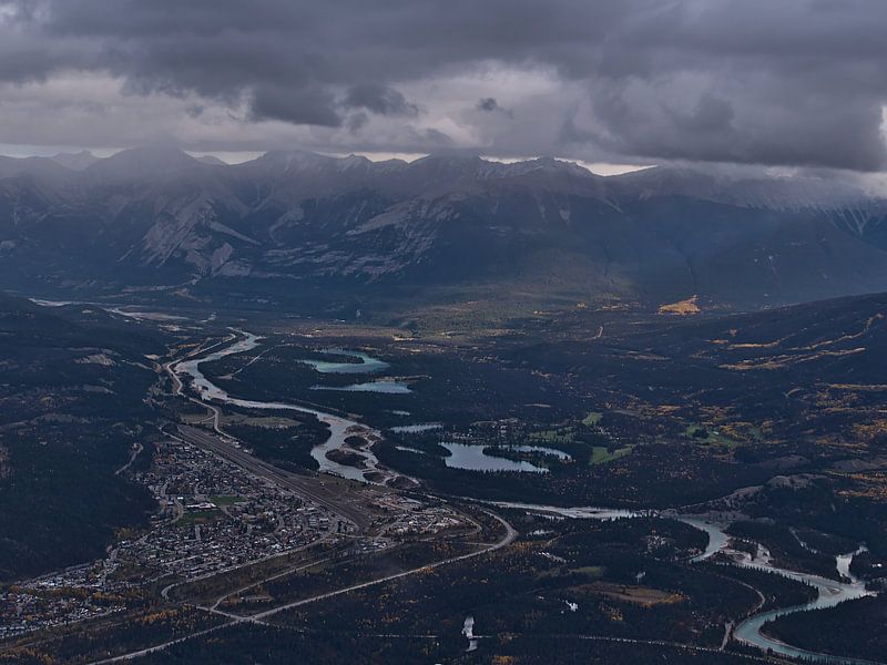 Panoramablick über Jasper im Herbst von Timon Schneider