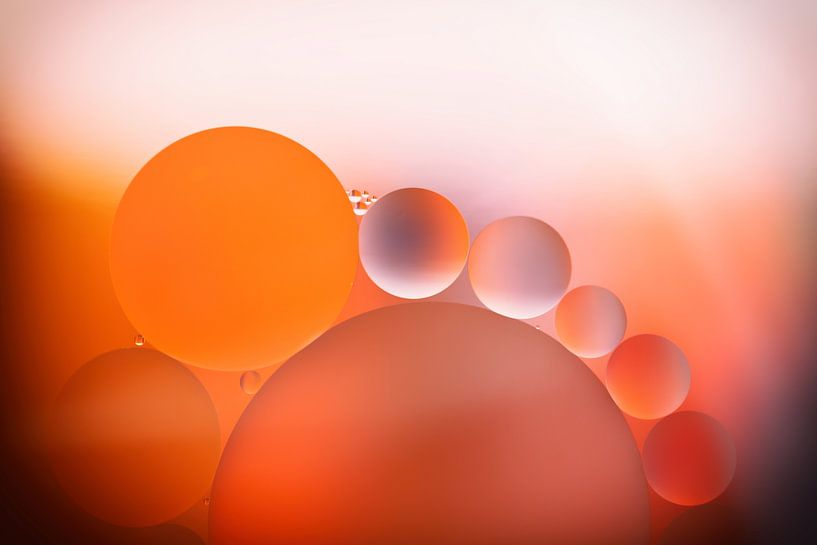 Öl und Wasser IV von Ellen van Deelen