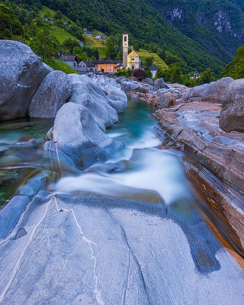 Lever de soleil à Lavertezzo, Suisse par Henk Meijer Photography